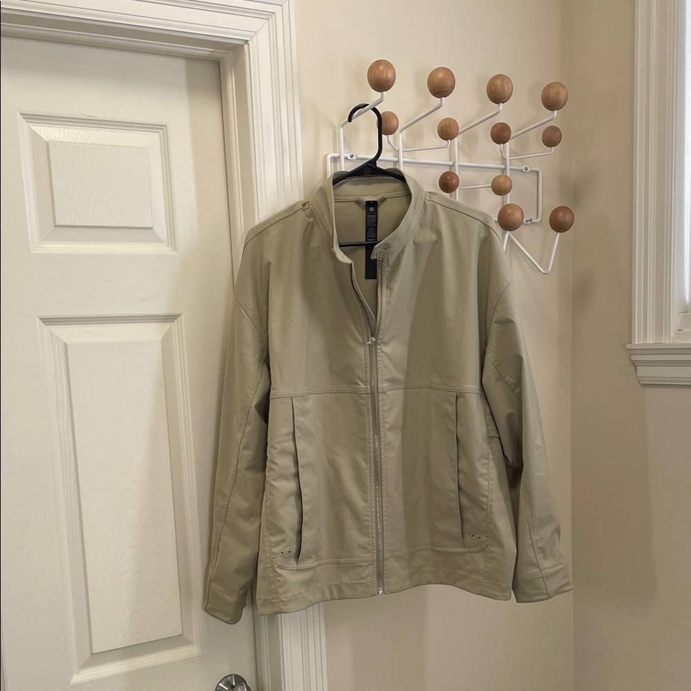 Lululemon - Classic Twill Style Zip Up Jacket - Khaki - M